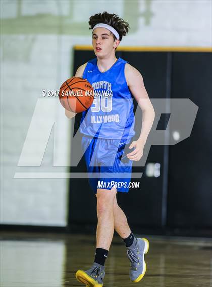 Thumbnail 3 in Village Christian vs. North Hollywood (West Valley Tip-Off) photogallery.