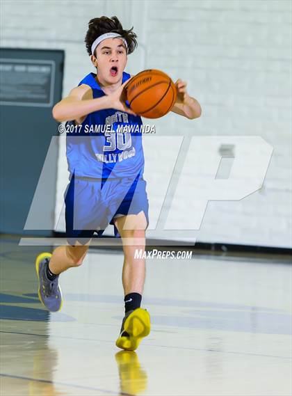 Thumbnail 3 in Village Christian vs. North Hollywood (West Valley Tip-Off) photogallery.