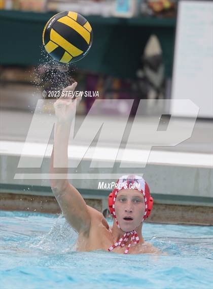Thumbnail 1 in Helix vs. Martin Luther King (America's Finest City Tournament) photogallery.