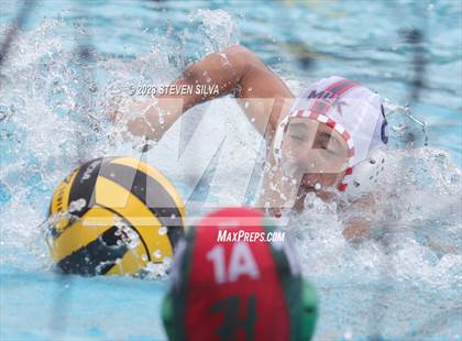 Thumbnail 2 in Helix vs. Martin Luther King (America's Finest City Tournament) photogallery.