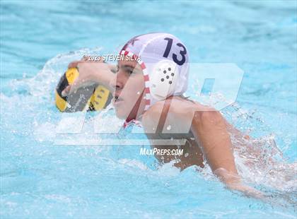 Thumbnail 1 in Helix vs. Martin Luther King (America's Finest City Tournament) photogallery.