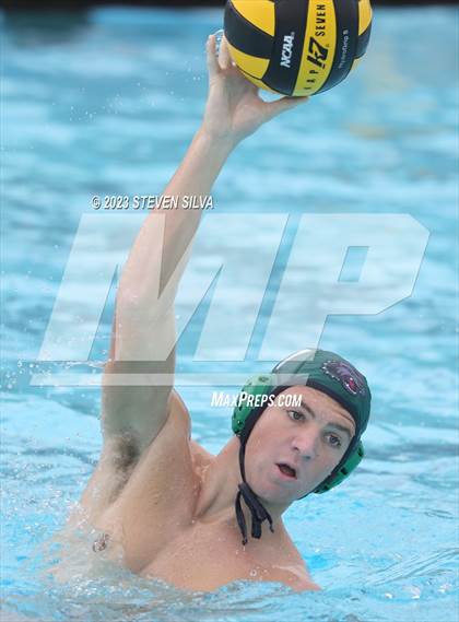 Thumbnail 2 in Helix vs. Martin Luther King (America's Finest City Tournament) photogallery.