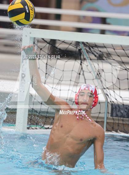 Thumbnail 2 in Helix vs. Martin Luther King (America's Finest City Tournament) photogallery.