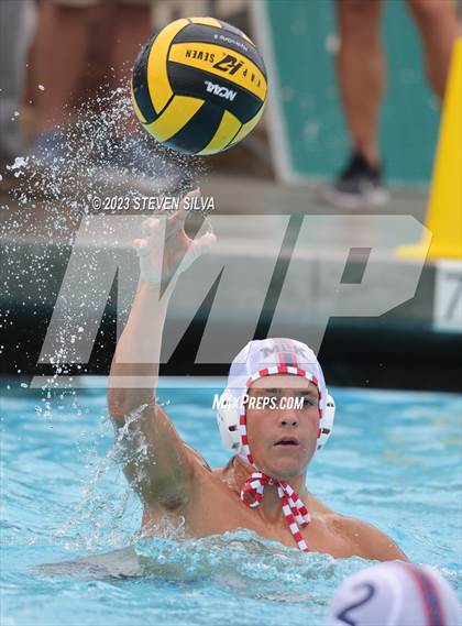 Thumbnail 1 in Helix vs. Martin Luther King (America's Finest City Tournament) photogallery.