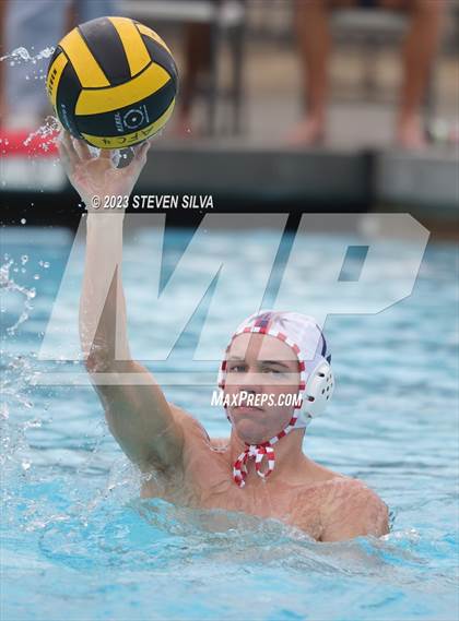 Thumbnail 2 in Helix vs. Martin Luther King (America's Finest City Tournament) photogallery.
