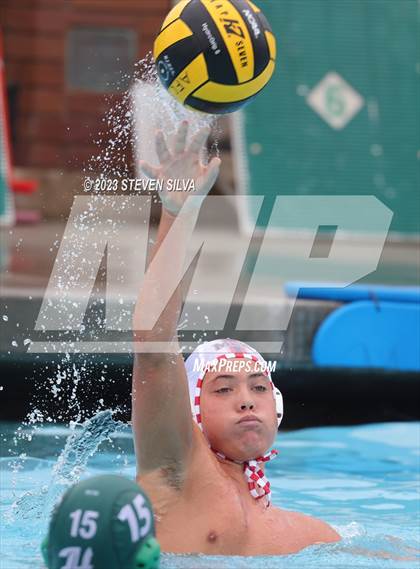 Thumbnail 3 in Helix vs. Martin Luther King (America's Finest City Tournament) photogallery.