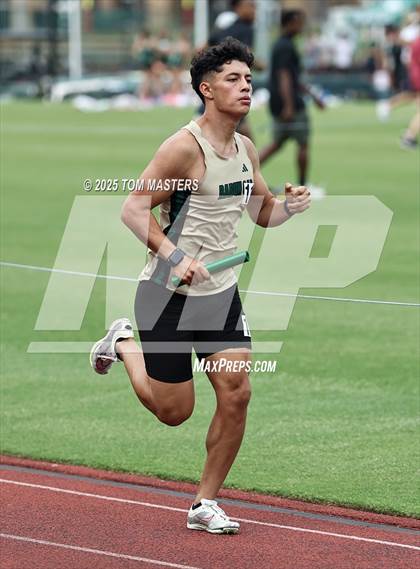 Thumbnail 3 in NCISAA D1 Championship (4x800) photogallery.