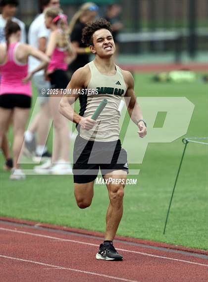 Thumbnail 2 in NCISAA D1 Championship (4x800) photogallery.