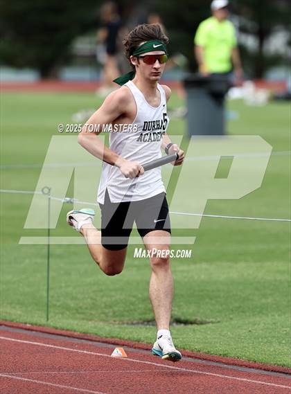 Thumbnail 3 in NCISAA D1 Championship (4x800) photogallery.