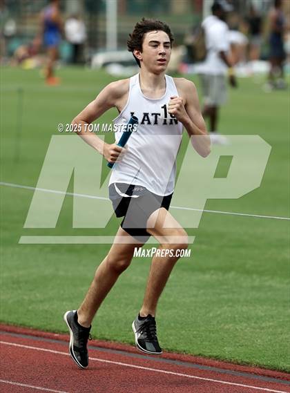 Thumbnail 3 in NCISAA D1 Championship (4x800) photogallery.