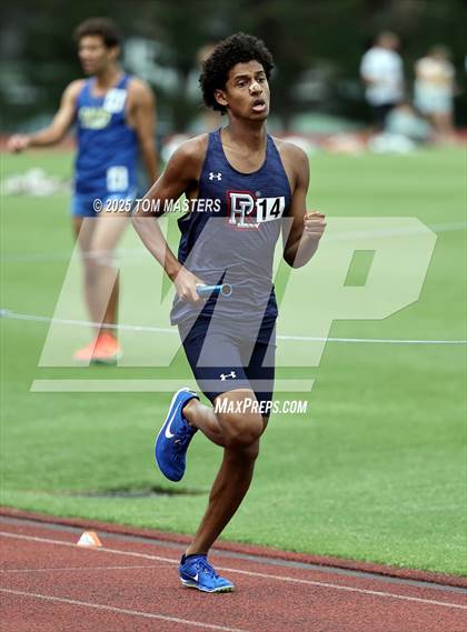 Thumbnail 2 in NCISAA D1 Championship (4x800) photogallery.