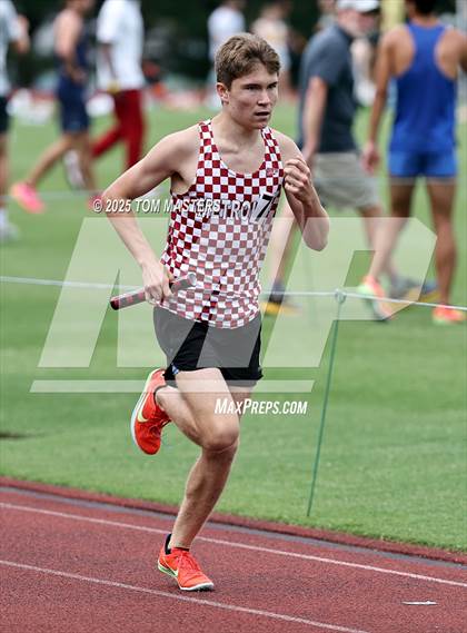 Thumbnail 2 in NCISAA D1 Championship (4x800) photogallery.