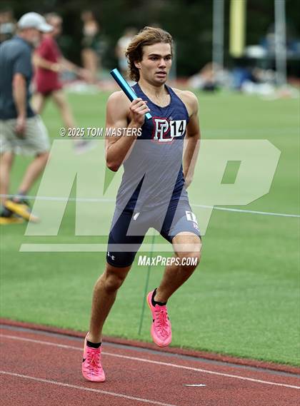 Thumbnail 2 in NCISAA D1 Championship (4x800) photogallery.