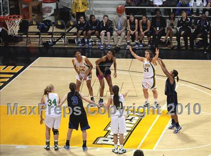 Thumbnail 2 in St. Joseph vs. Windward (CIF SS D4A Final) photogallery.