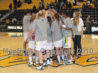 Thumbnail 2 in St. Joseph vs. Windward (CIF SS D4A Final) photogallery.