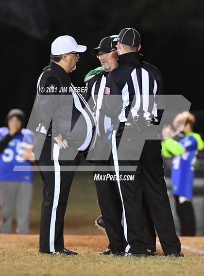 Thumbnail 1 in Woodland @ Gore (OSSAA Round 2 Playoff) photogallery.
