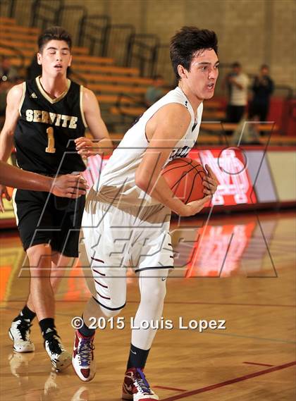 Thumbnail 3 in St. Margaret's vs. Servite (Nike Extravaganza) photogallery.