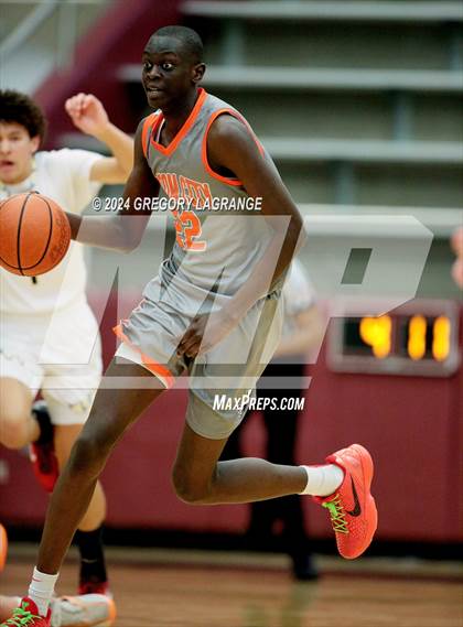 Thumbnail 2 in Haltom vs Highland Park (UIL 6A Basketball Bi-District) photogallery.