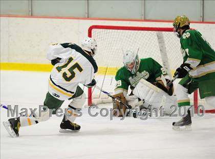 Thumbnail 2 in Notre Dame-West Haven @ Trinity Catholic photogallery.