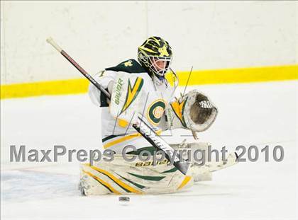Thumbnail 3 in Notre Dame-West Haven @ Trinity Catholic photogallery.