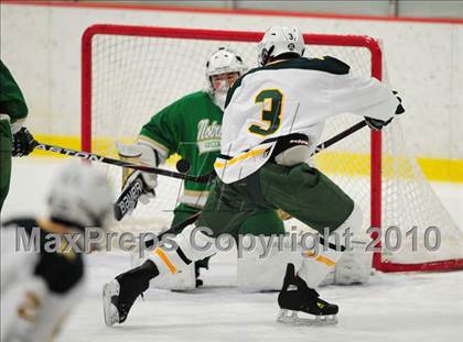 Thumbnail 3 in Notre Dame-West Haven @ Trinity Catholic photogallery.