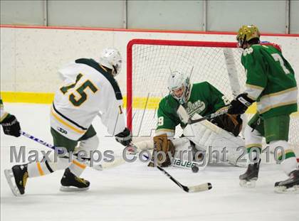 Thumbnail 3 in Notre Dame-West Haven @ Trinity Catholic photogallery.