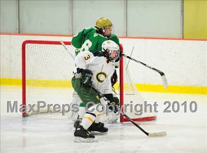 Thumbnail 2 in Notre Dame-West Haven @ Trinity Catholic photogallery.