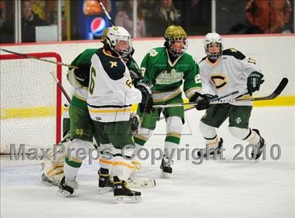 Thumbnail 3 in Notre Dame-West Haven @ Trinity Catholic photogallery.