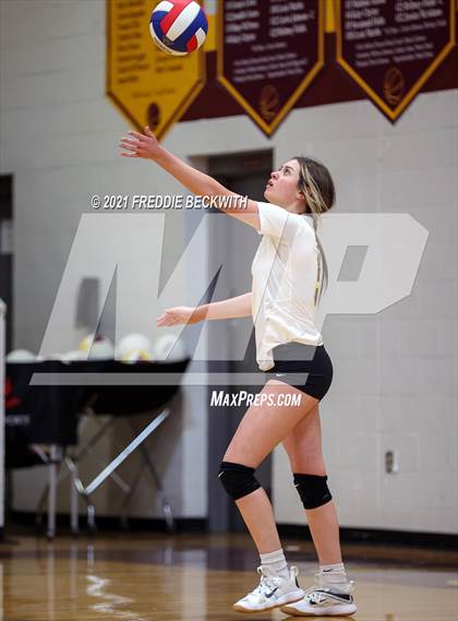Thumbnail 3 in Trenton @ Collinsville photogallery.