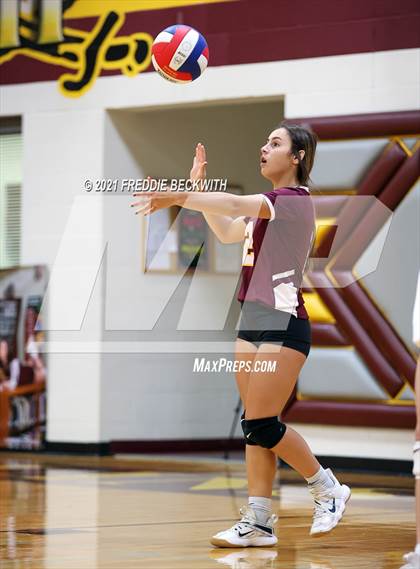 Thumbnail 2 in Trenton @ Collinsville photogallery.