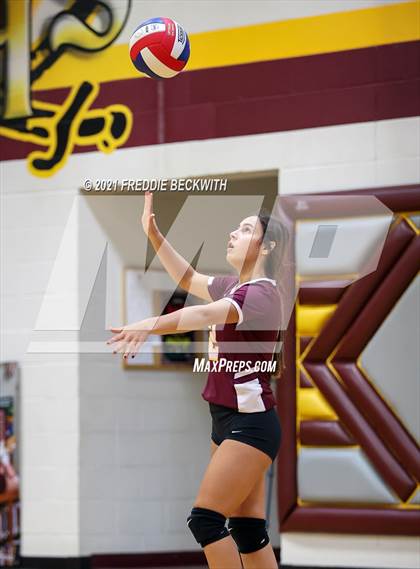 Thumbnail 1 in Trenton @ Collinsville photogallery.