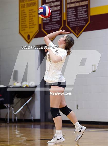 Thumbnail 1 in Trenton @ Collinsville photogallery.