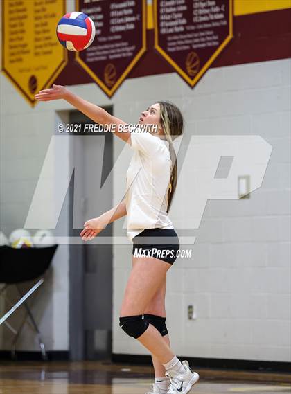 Thumbnail 2 in Trenton @ Collinsville photogallery.
