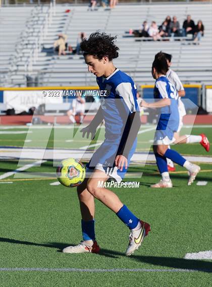 Thumbnail 2 in Oaks Christian vs Agoura photogallery.