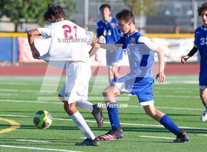 Thumbnail 2 in Oaks Christian vs Agoura photogallery.