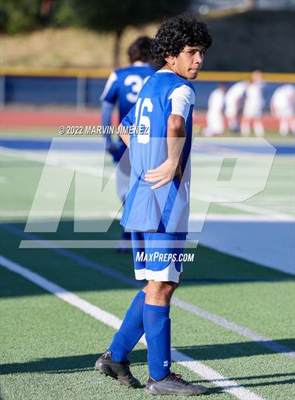 Thumbnail 1 in Oaks Christian vs Agoura photogallery.