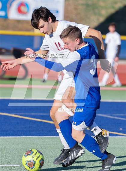 Thumbnail 2 in Oaks Christian vs Agoura photogallery.