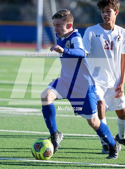 Thumbnail 2 in Oaks Christian vs Agoura photogallery.