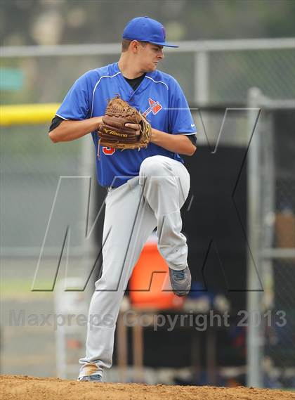 Thumbnail 1 in Westlake vs. Granada Hills (Chatsworth Tournament) photogallery.