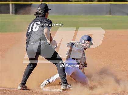 Thumbnail 1 in Willow Canyon vs. Yuma Catholic photogallery.