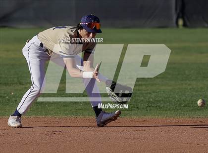 Thumbnail 2 in Willow Canyon vs. Yuma Catholic photogallery.