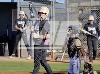 Thumbnail 1 in Willow Canyon vs. Yuma Catholic photogallery.
