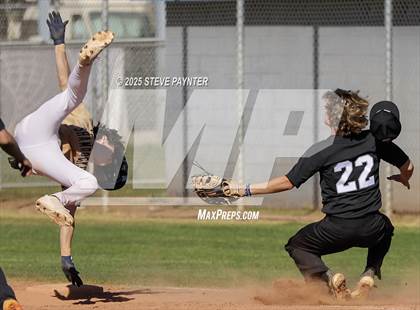 Thumbnail 1 in Willow Canyon vs. Yuma Catholic photogallery.