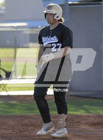 Thumbnail 2 in Willow Canyon vs. Yuma Catholic photogallery.