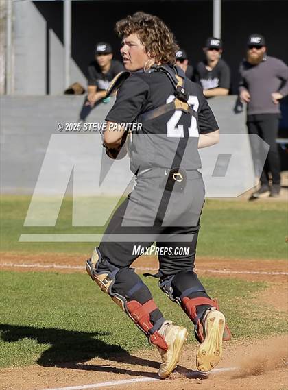 Thumbnail 2 in Willow Canyon vs. Yuma Catholic photogallery.