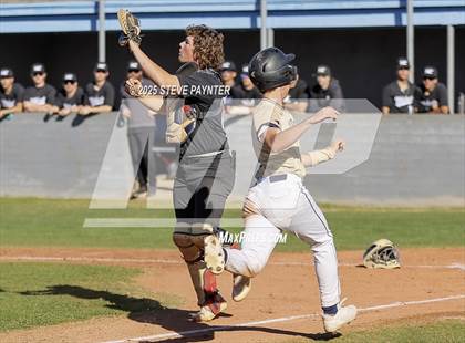 Thumbnail 1 in Willow Canyon vs. Yuma Catholic photogallery.