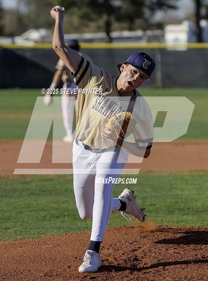 Thumbnail 3 in Willow Canyon vs. Yuma Catholic photogallery.
