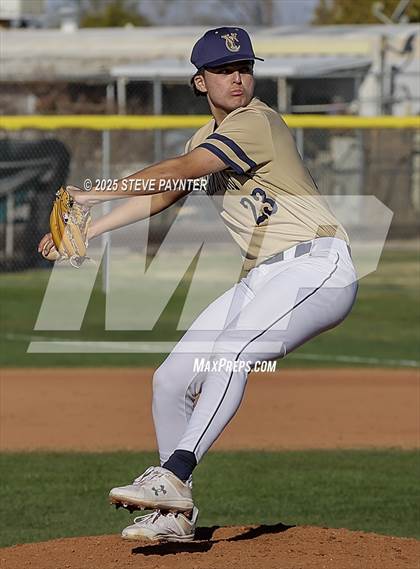 Thumbnail 2 in Willow Canyon vs. Yuma Catholic photogallery.