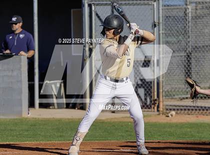 Thumbnail 2 in Willow Canyon vs. Yuma Catholic photogallery.