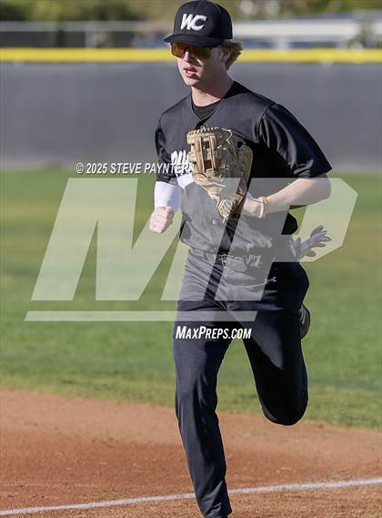 Thumbnail 2 in Willow Canyon vs. Yuma Catholic photogallery.